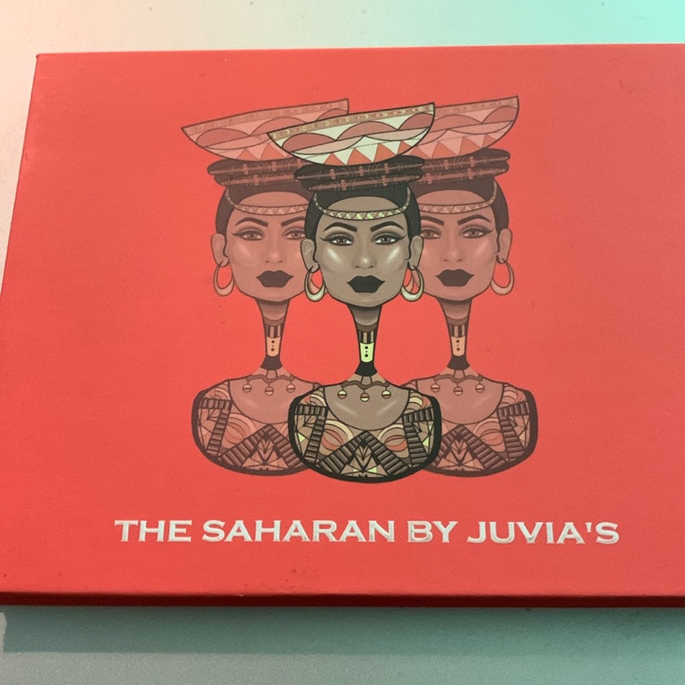 Juvia’s Place The Saharan Eyeshadow Palette